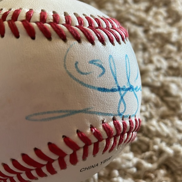 Baseball Signed on Sweet Spot! Unknown signature….Wilson Baseball! - Picture 8 of 8